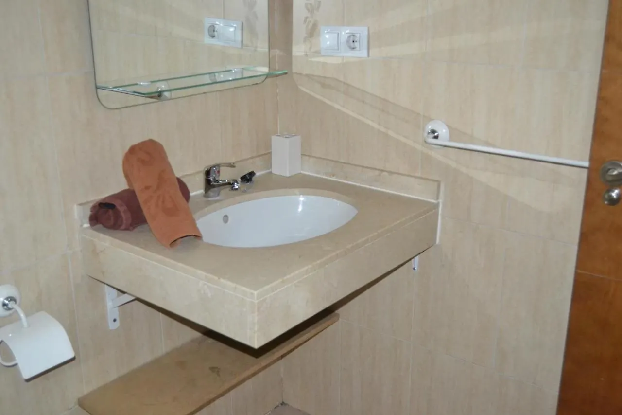 Monte Oiz Apartments H 2/4 Pax. Asn Sierra Nevada